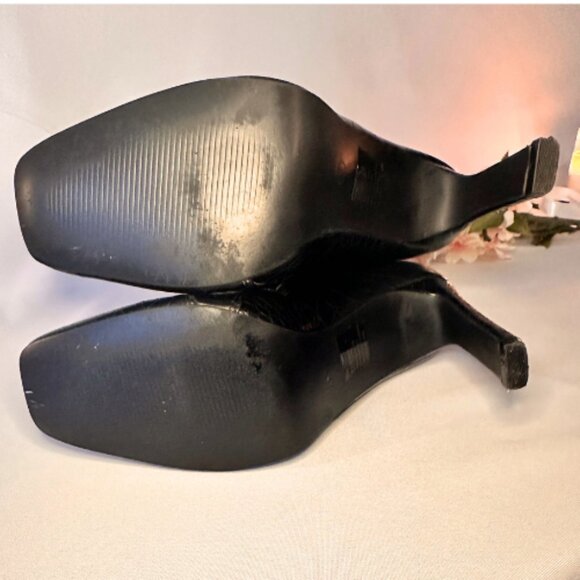 Black Croc-Patterned Booties - Picture 10 of 11